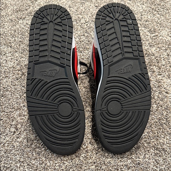 Jordan Men's Black, Red, and White Sneakers - Picture 5 of 5